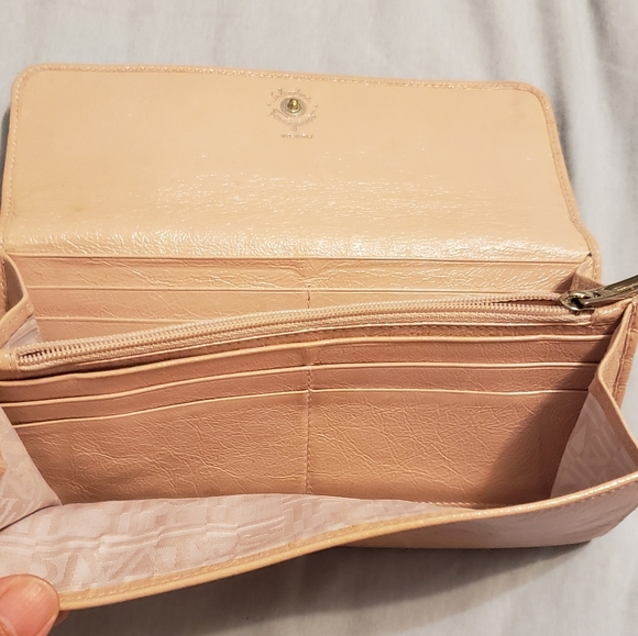 Salvatore Ferragamo Wallet - Picture 7 of 7